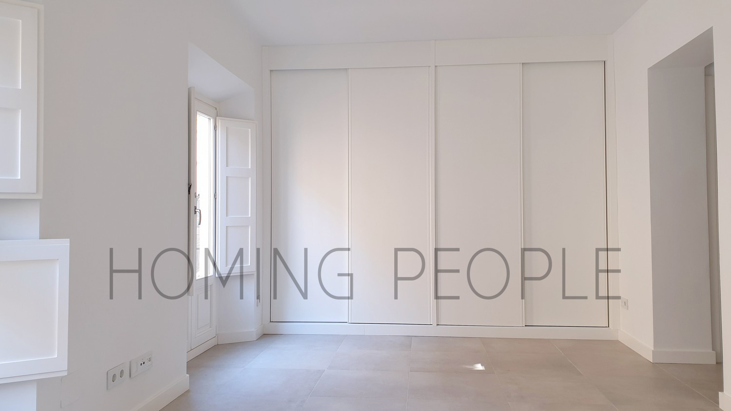Brand new, top-design flat: Lots of light in a charming building in the city centre !