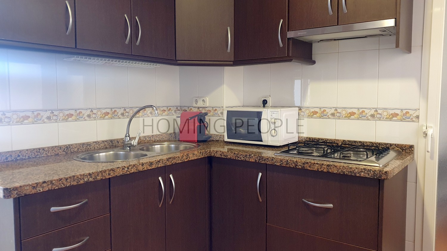 [RENTED OUT]: Second line flat with terrace... within walking distance to all amenities