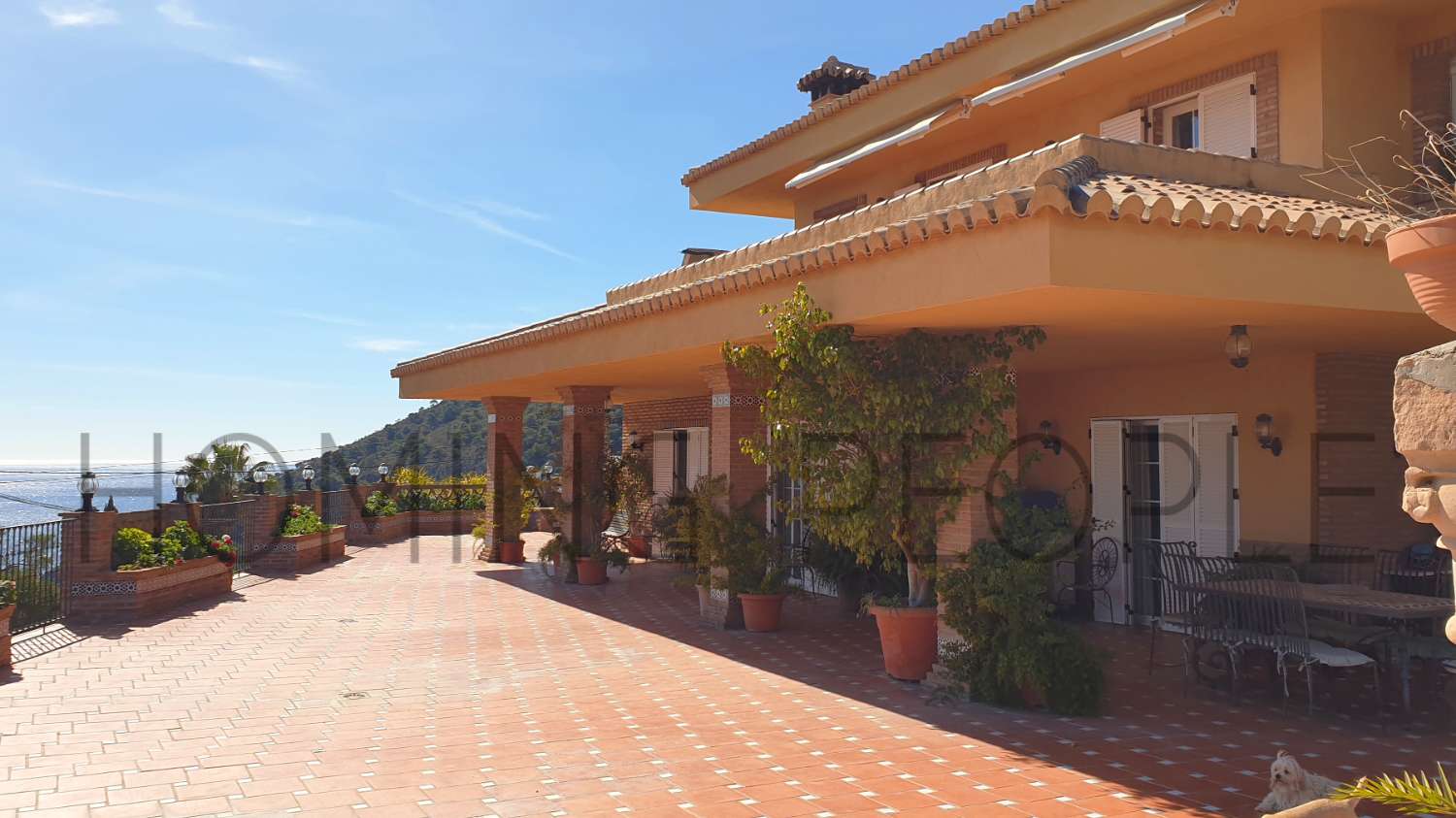 Chalet muy soleado con impresionantes vistas a la bahía