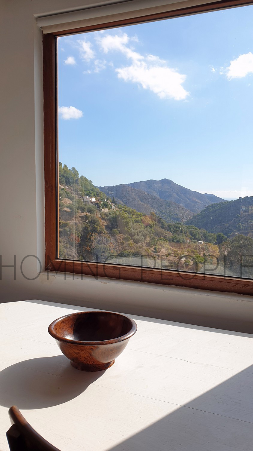 ALQUILADO: Un cortijo encantador con vistas panorámicas a la montaña