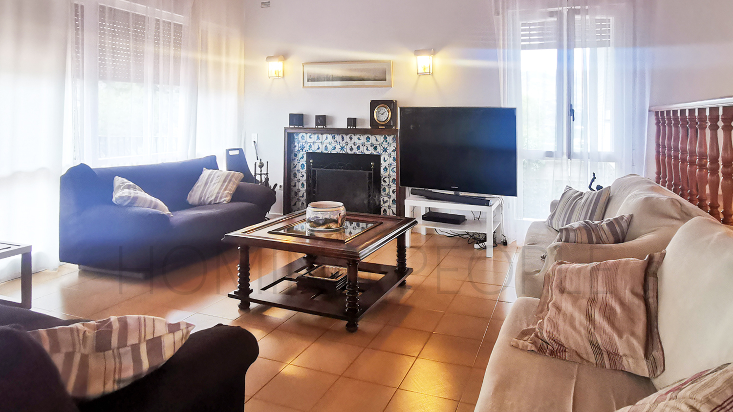 Chalet en Los Pinos con vistas al mar y extensos jardines