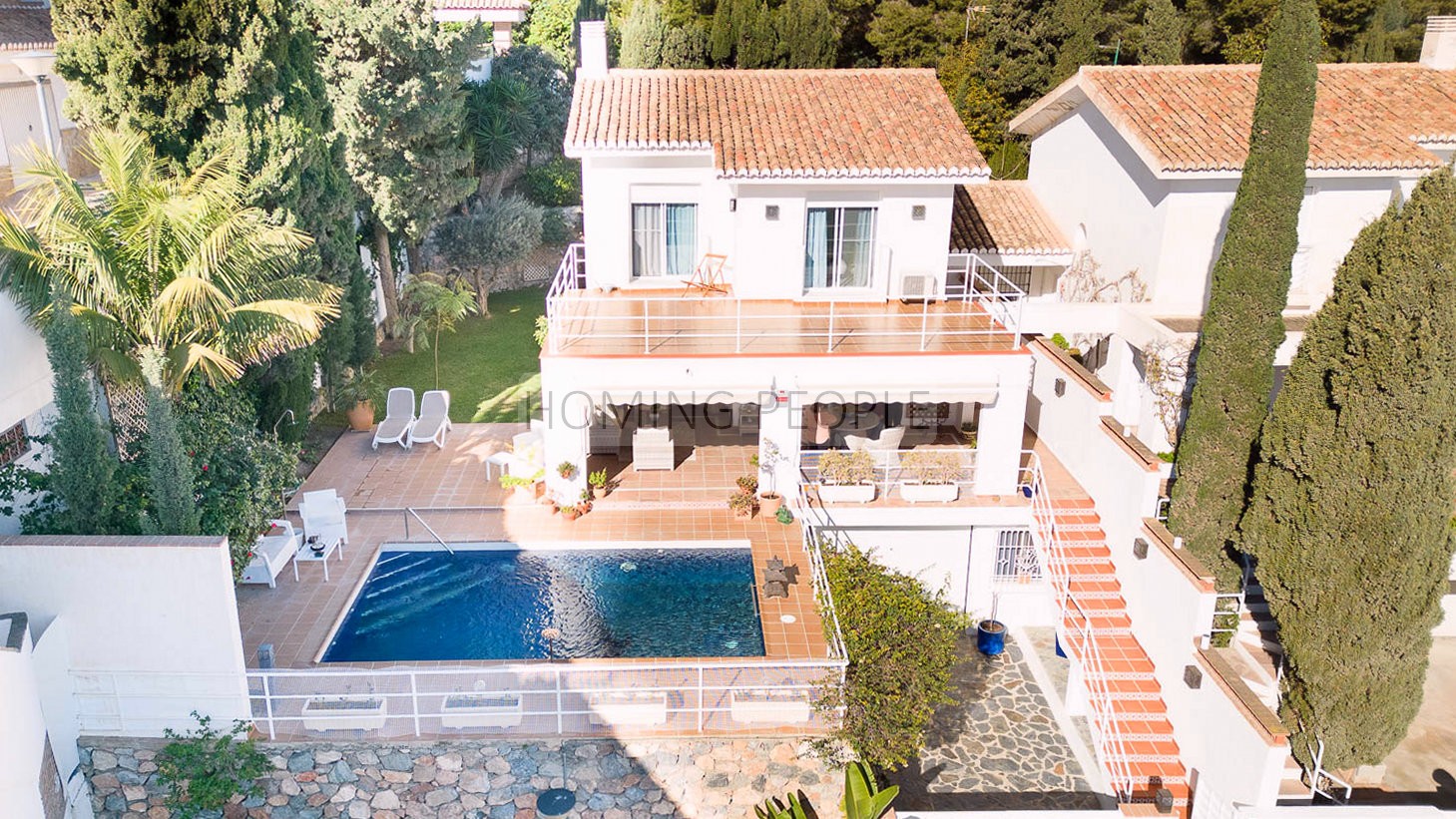 [SOLD] Semi-detached villa with pool, garden and views over the Mediterranean Sea
