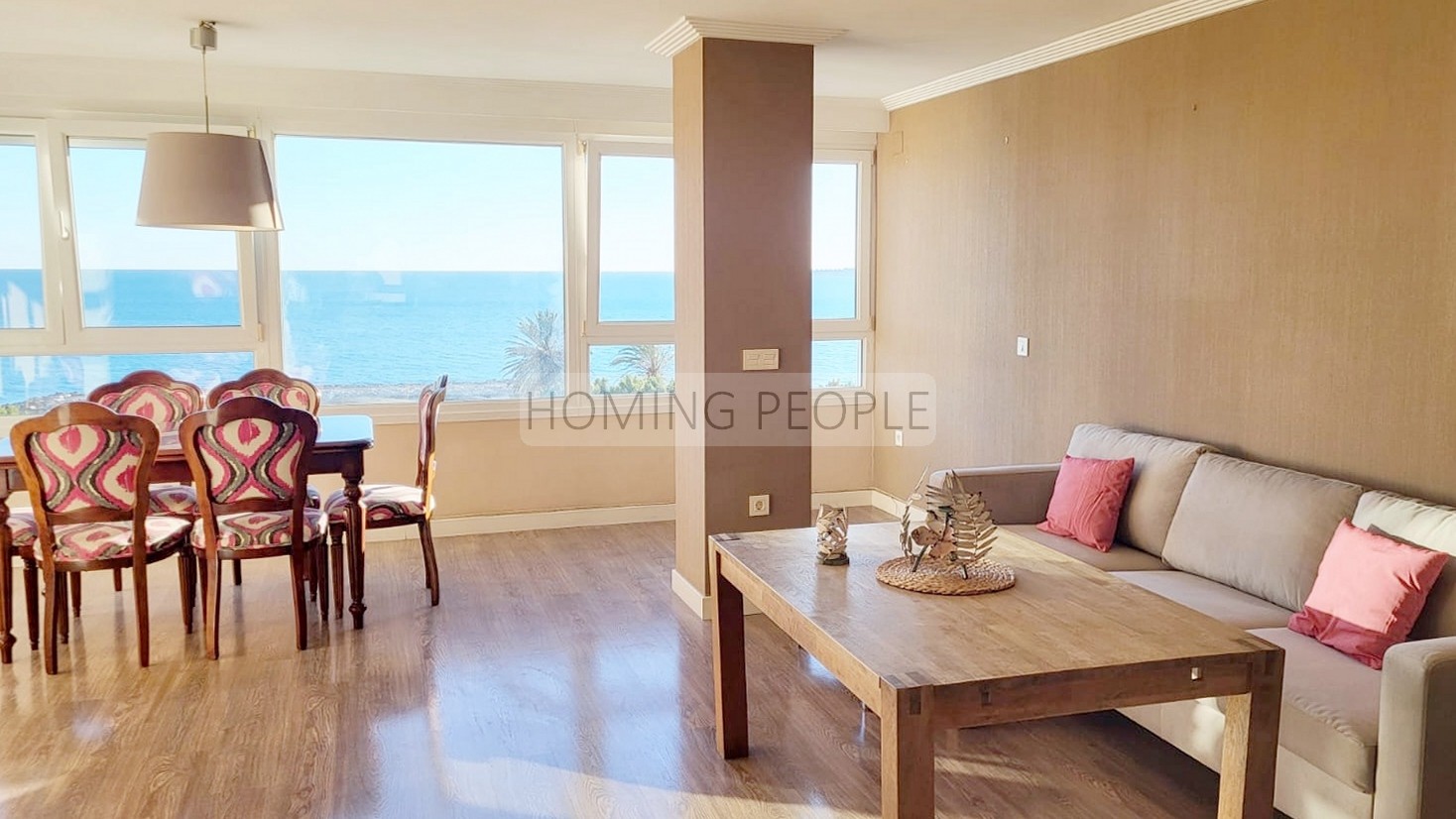 [RENTED OUT] Large sunny flat with stunning sea views