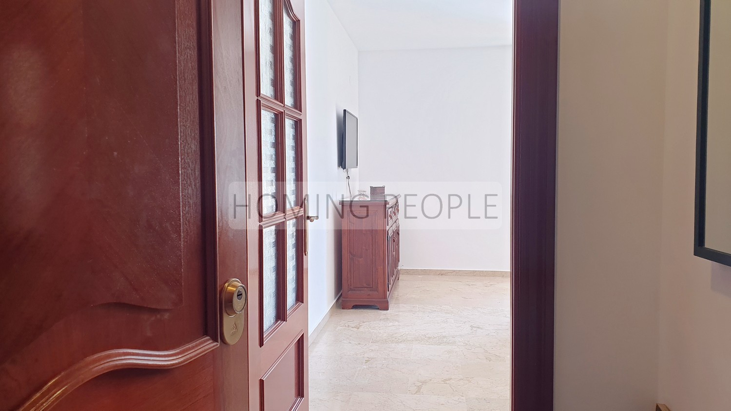 [RENTED OUT]: Second line flat with terrace... within walking distance to all amenities