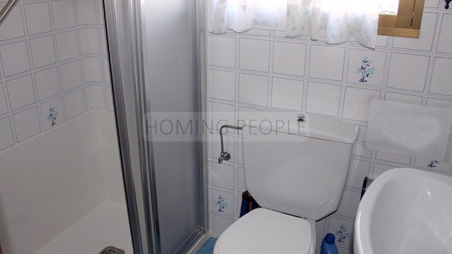 Chalet a reformar con preciosas vistas y espacio para hacer una piscina