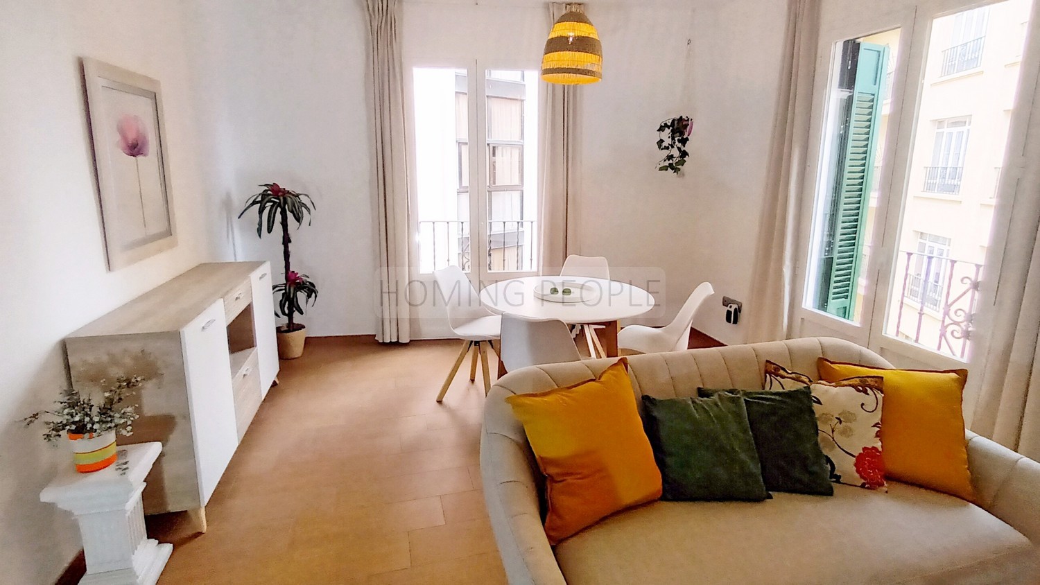 Apartamento junto a la calle Larios y cerca del puerto