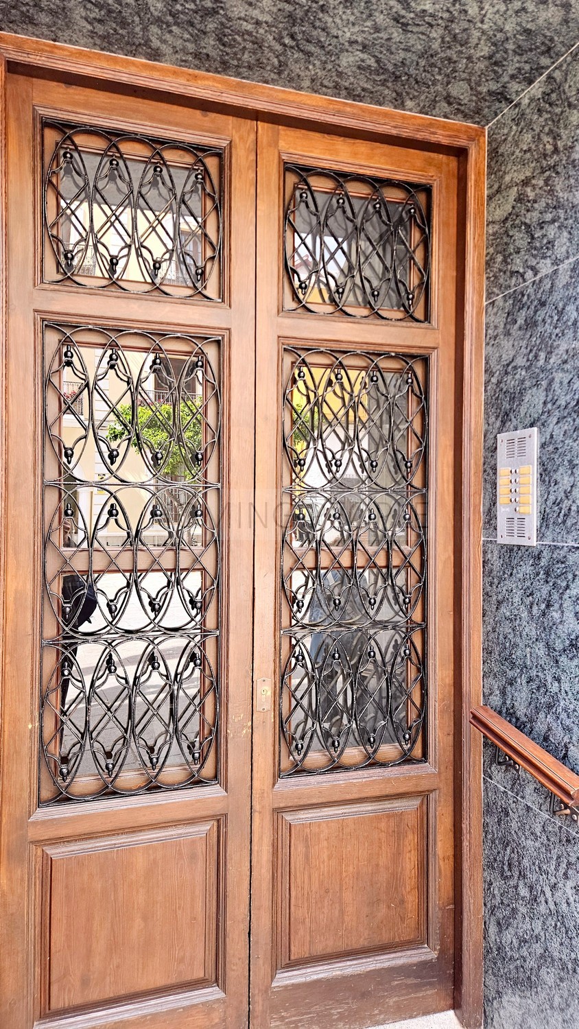 Ático con terraza en la plaza más emblemática del pueblo