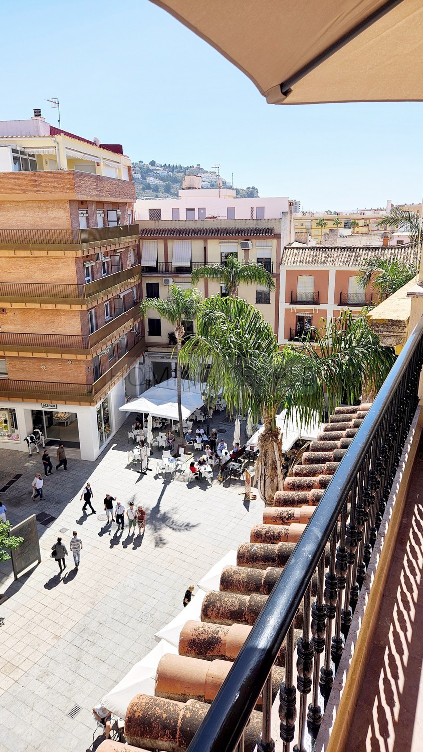 Ático con terraza en la plaza más emblemática del pueblo