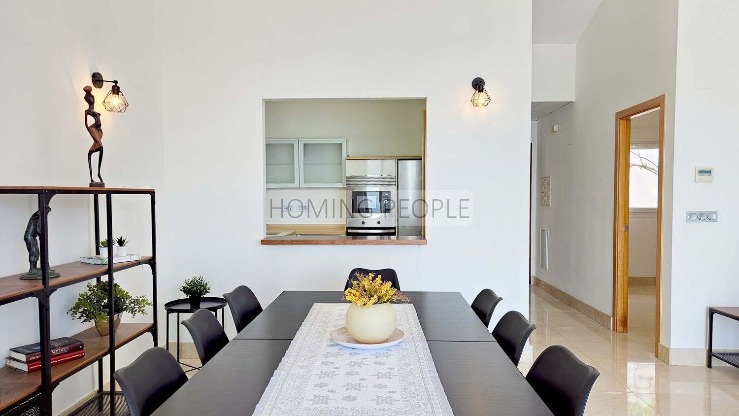 Coqueta villa moderna con apartamento de invitados... y a distancia a pie de la playa!