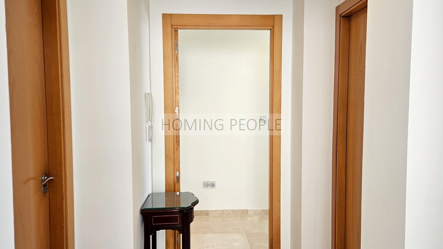 Coqueta villa moderna con apartamento de invitados... y a distancia a pie de la playa!
