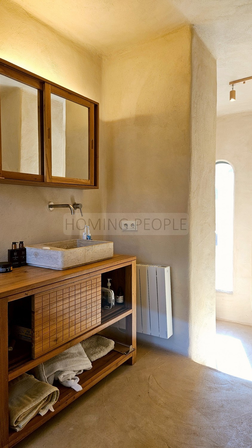 Une villa Boho Chic parmi les pins et les dunes de la côte de Cadix...