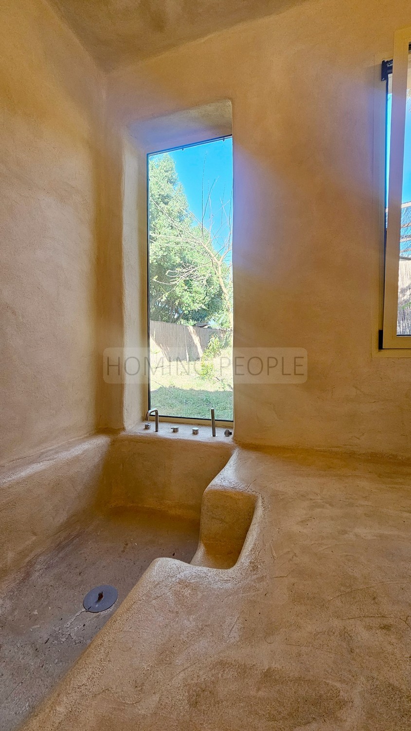 Une villa Boho Chic parmi les pins et les dunes de la côte de Cadix...