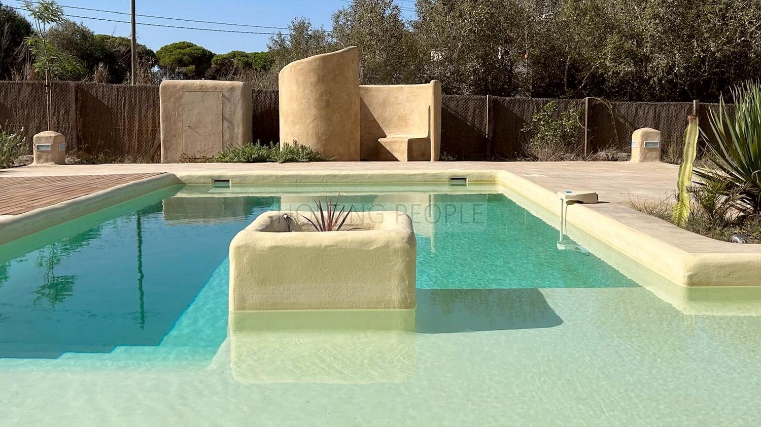 Une villa Boho Chic parmi les pins et les dunes de la côte de Cadix...