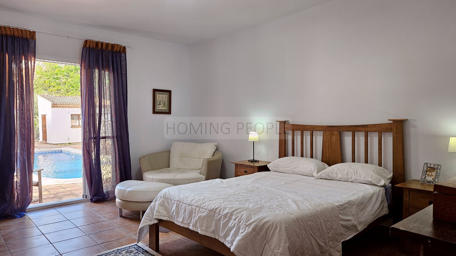 Gran chalet de campo con piscina, cerca de un pantano, de la sierra y del mar