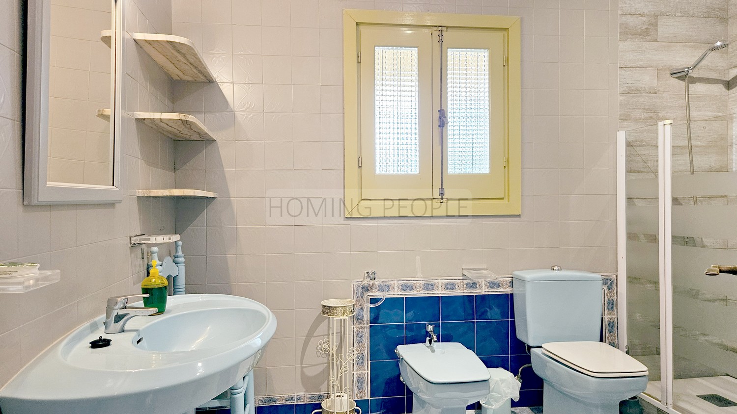 Chalet muy independiente y con piscina a pocos minutos en coche del pueblo