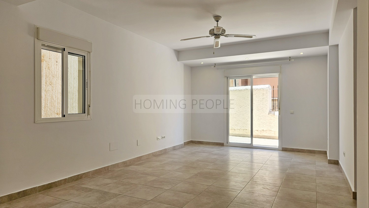 EXCLUSIVA: Piso reformado, amplio y luminoso con mucha terraza en zona residencial céntrica con mucha demanda