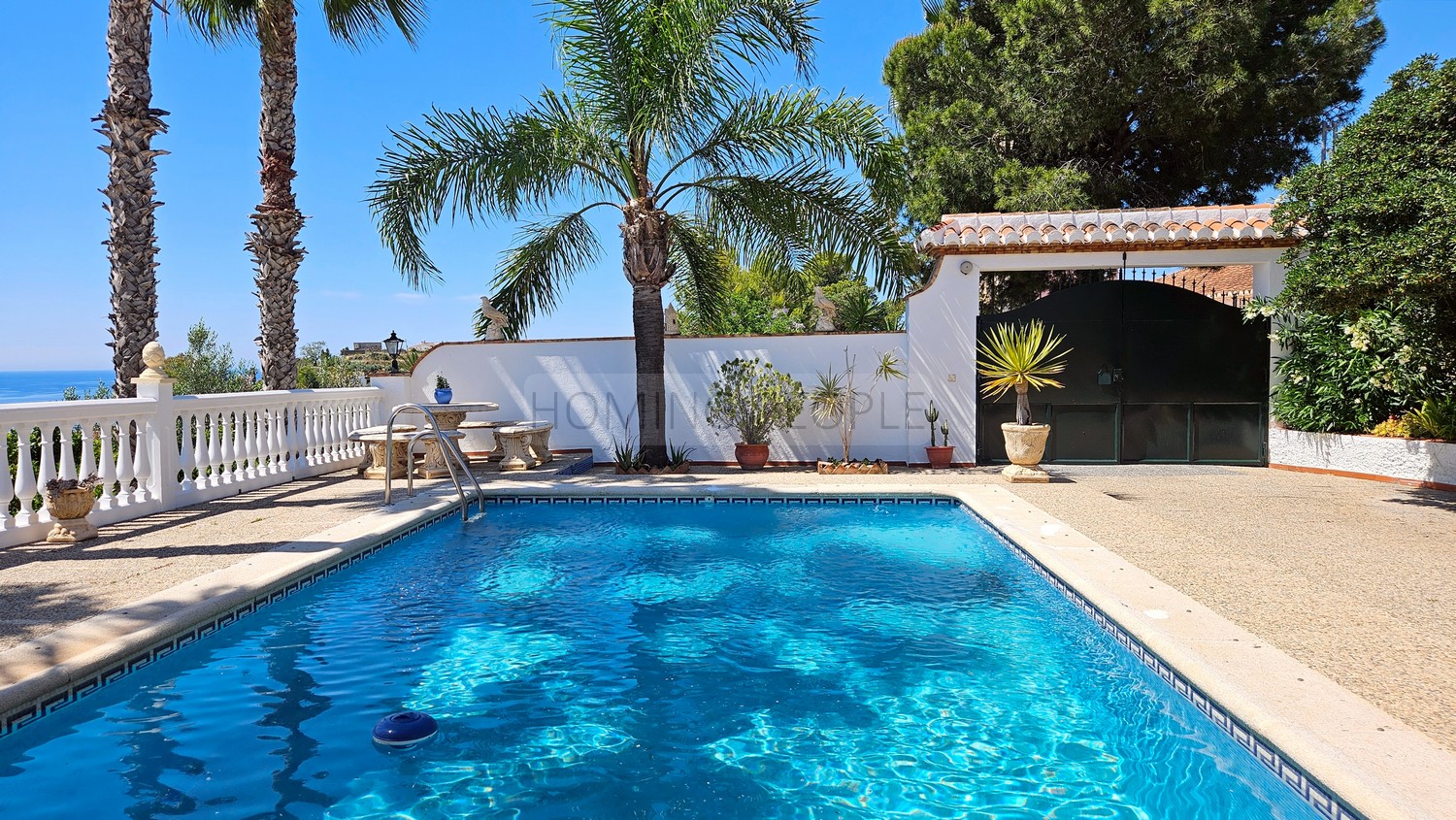 Detached villa with pool only a few minutes drive from the village