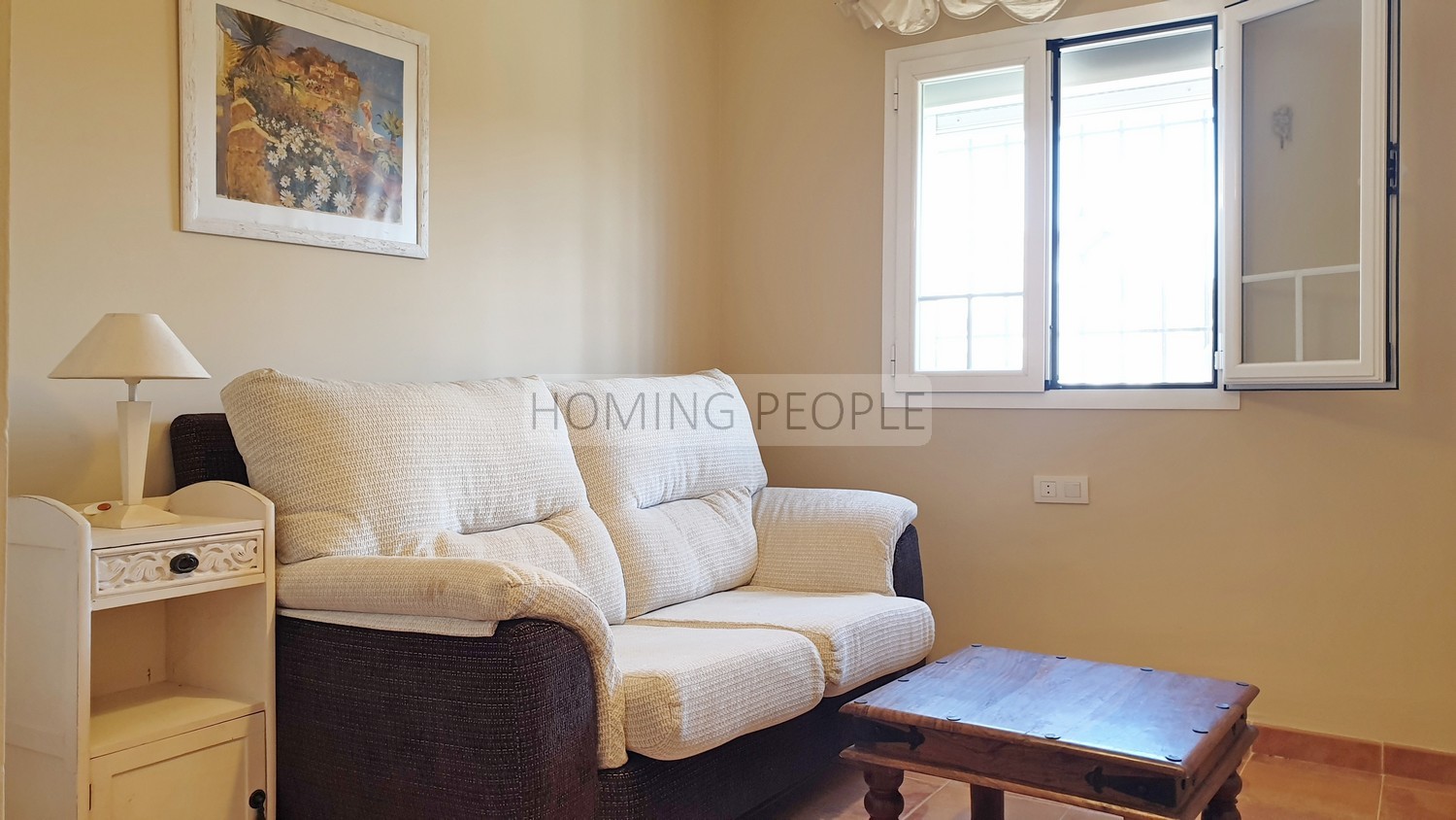 Casa familiar luminosa, con terrazas, aparcamiento privado... y unas preciosas vistas a la bahía !
