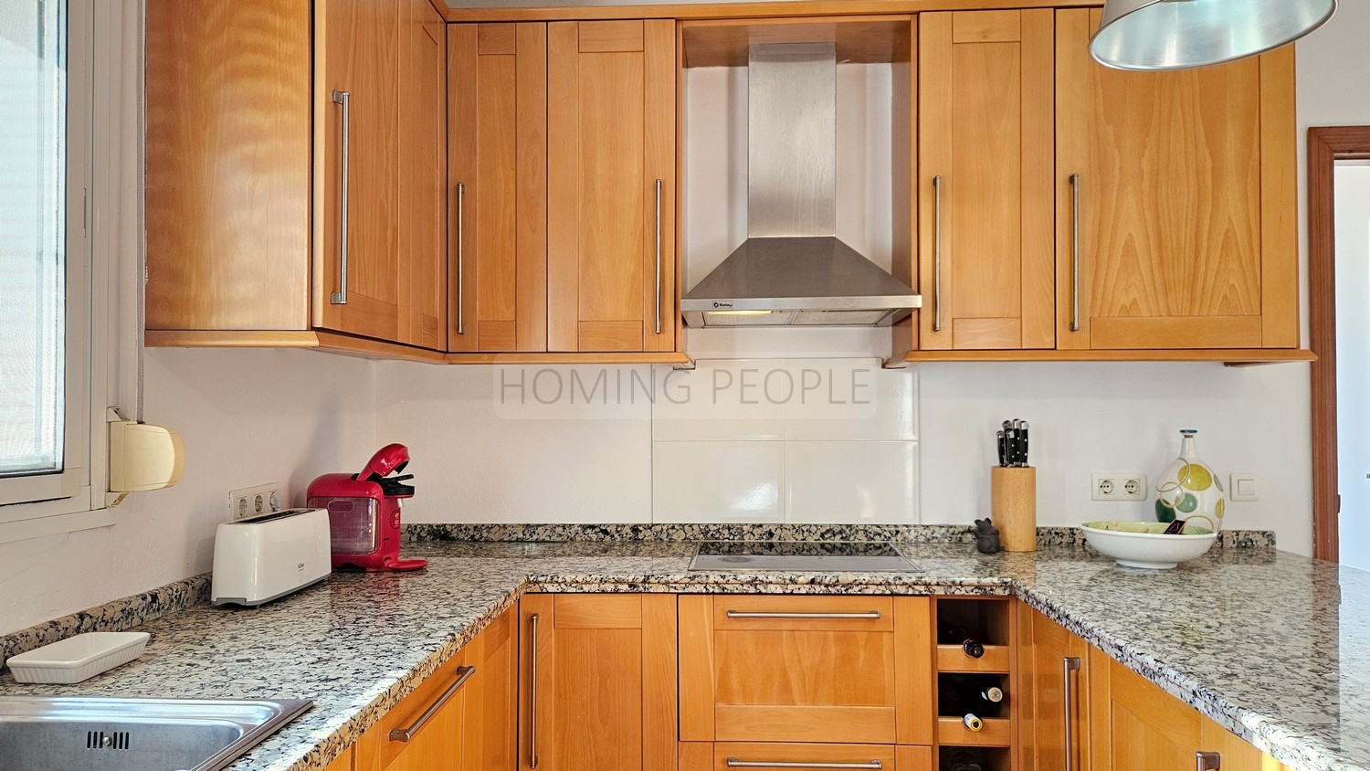 Large country villa with pool, close to lake, mountains and the sea