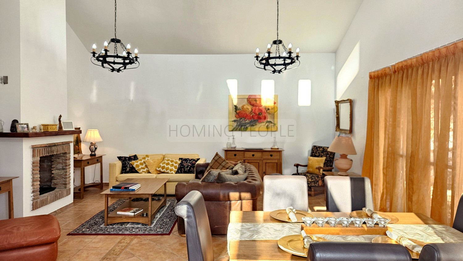 Large country villa with pool, close to lake, mountains and the sea