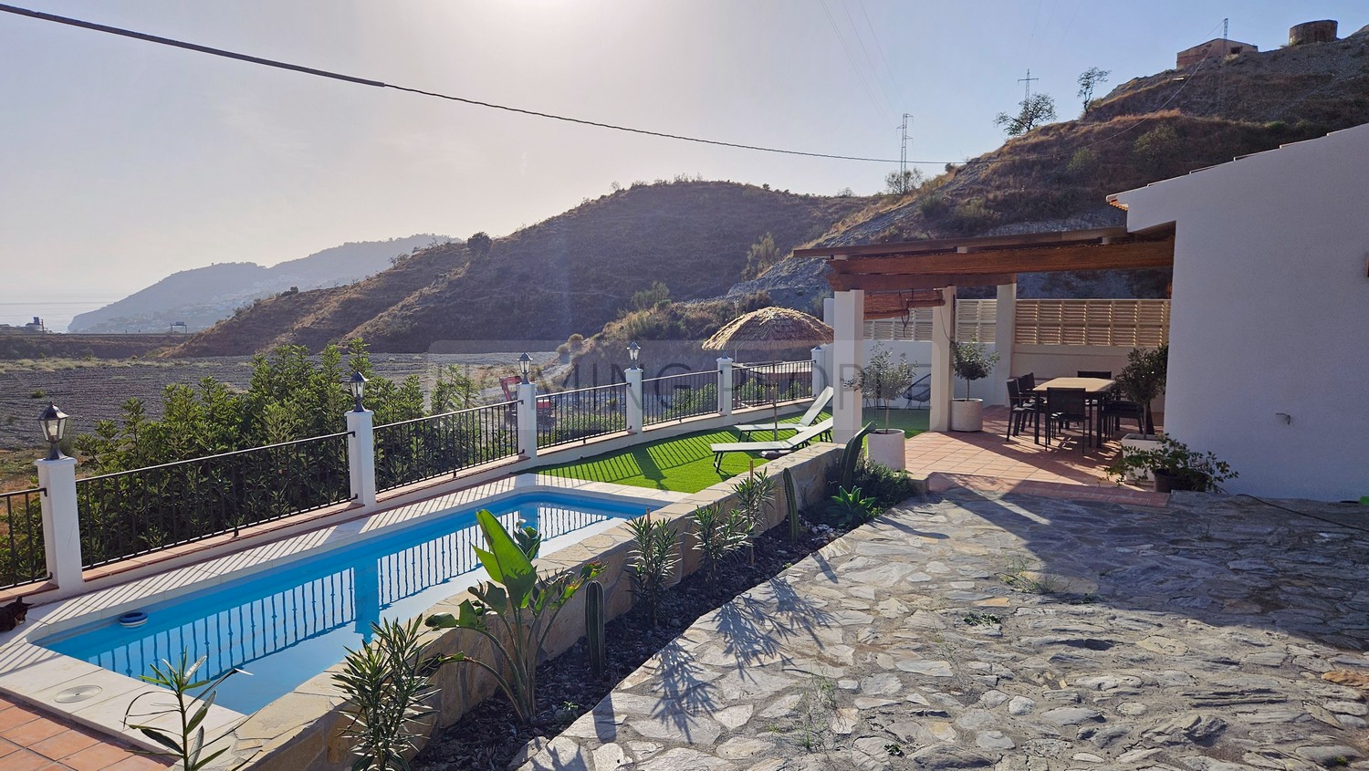 Full-of-charm, newly renovated country house in an area close to the village and the beach