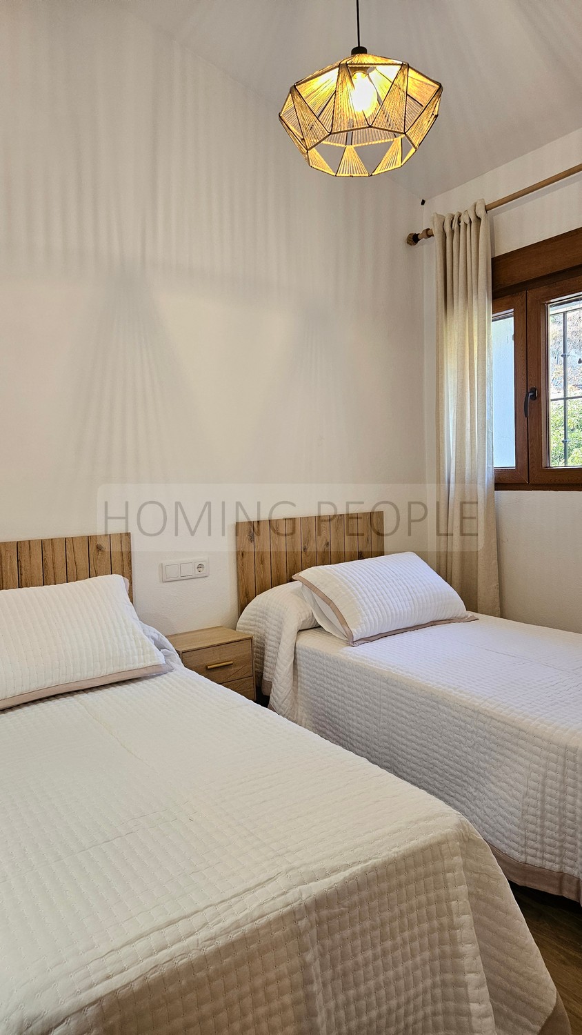 Full-of-charm, newly renovated country house in an area close to the village and the beach