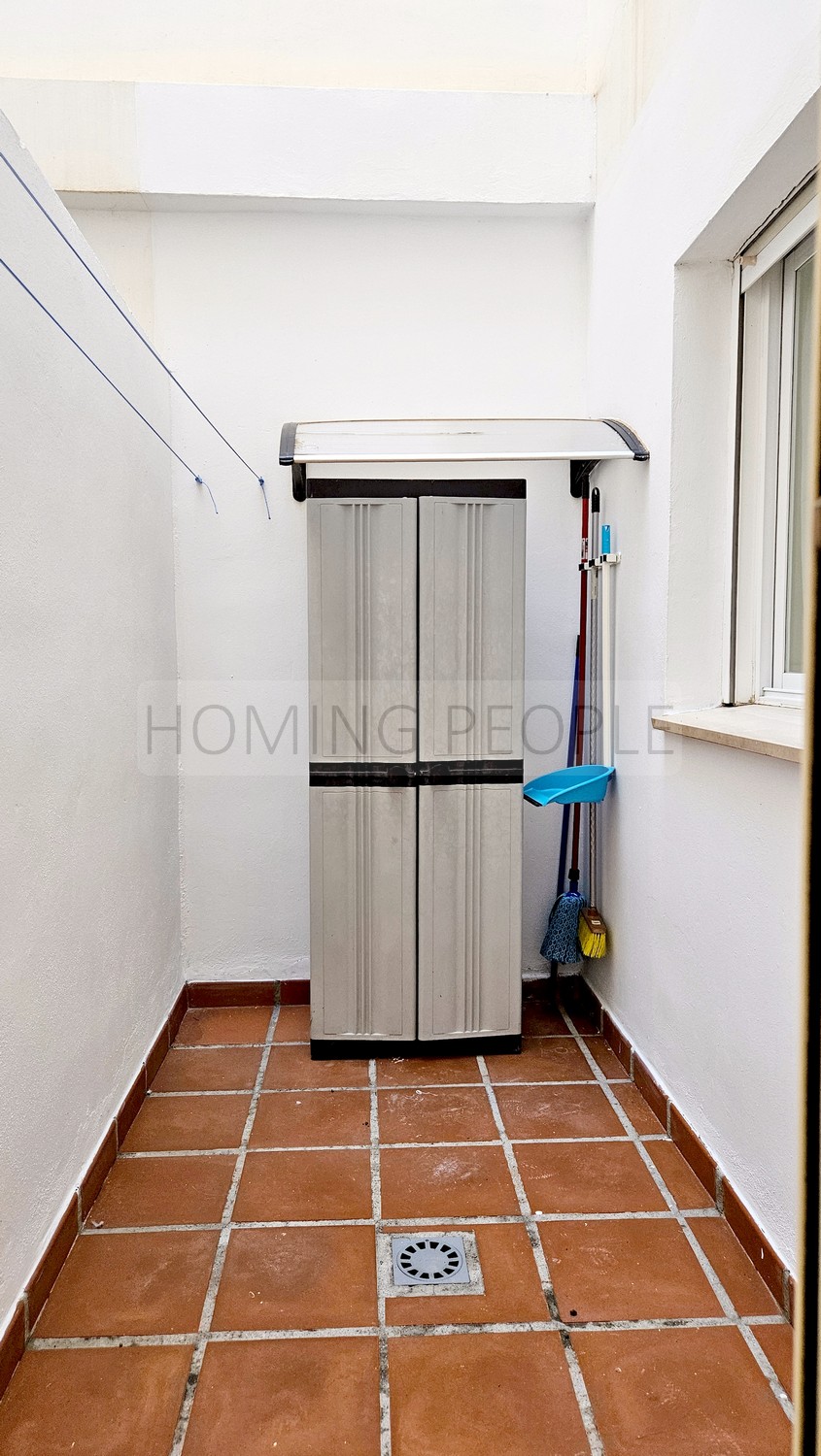 Newly furnished flat in the centre, just a stone's throw from everything