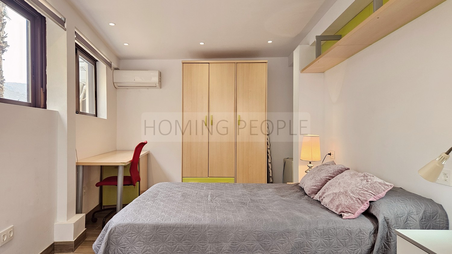 Duplex with large terrace and communal swimming pools