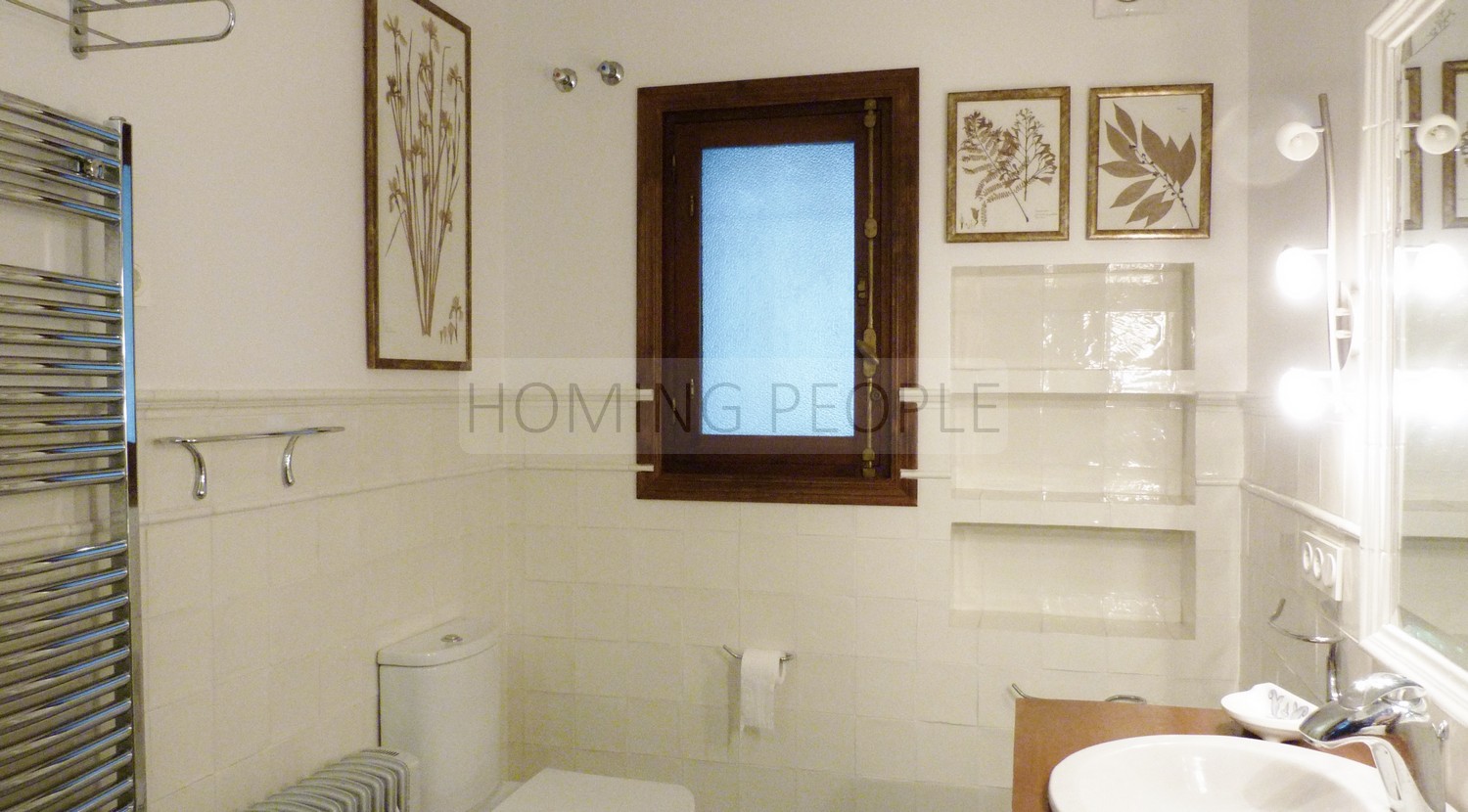 Villa spacieuse, jardins avec beaucoup de charme