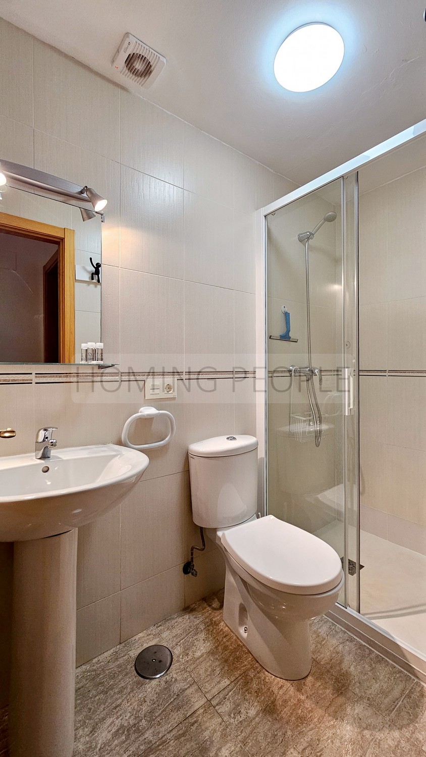 Muy céntrico y tranquilo, moderno y luminoso