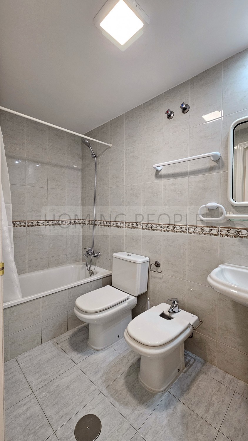 Appartement récemment meublé dans le centre-ville, à deux pas de tout