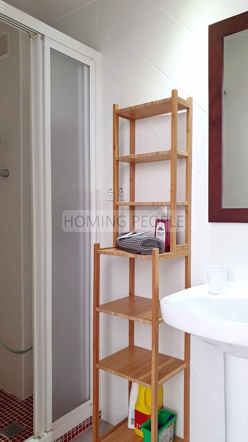 Luminoso ático en primerísima línea de playa con terraza y opción de parking