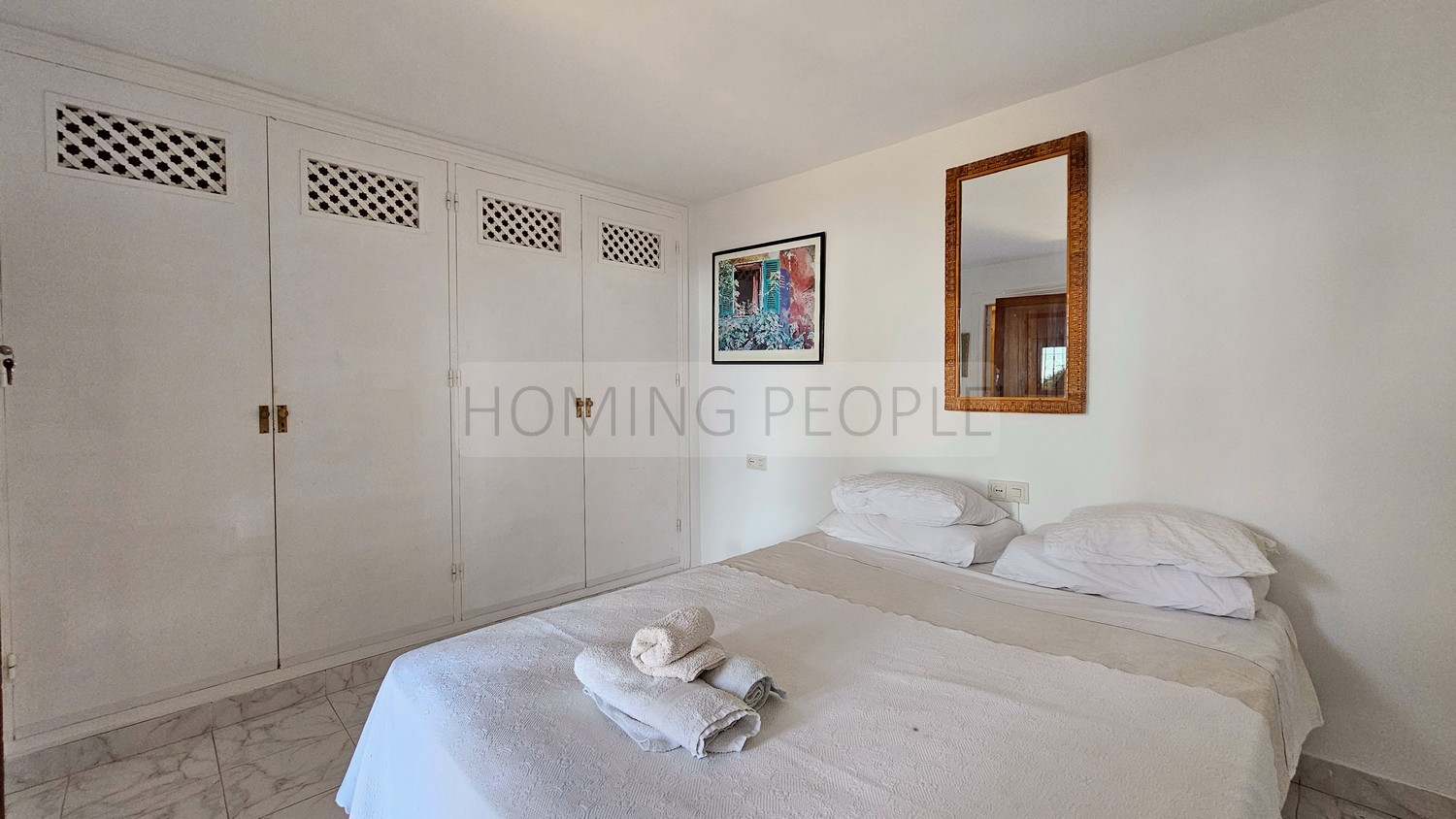 Great, charming villa with mature gardens