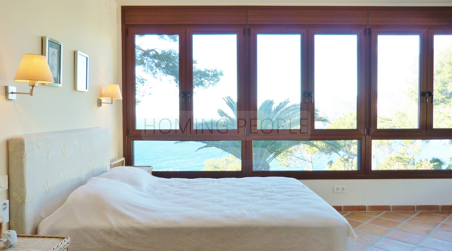 Villa espaciosa y jardines con mucho encanto