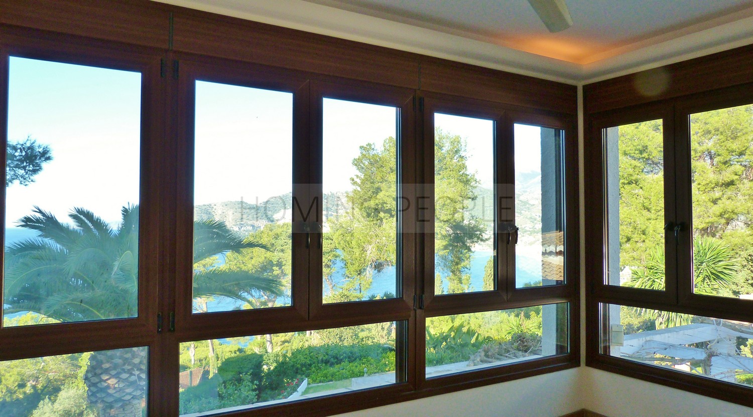 Villa espaciosa y jardines con mucho encanto