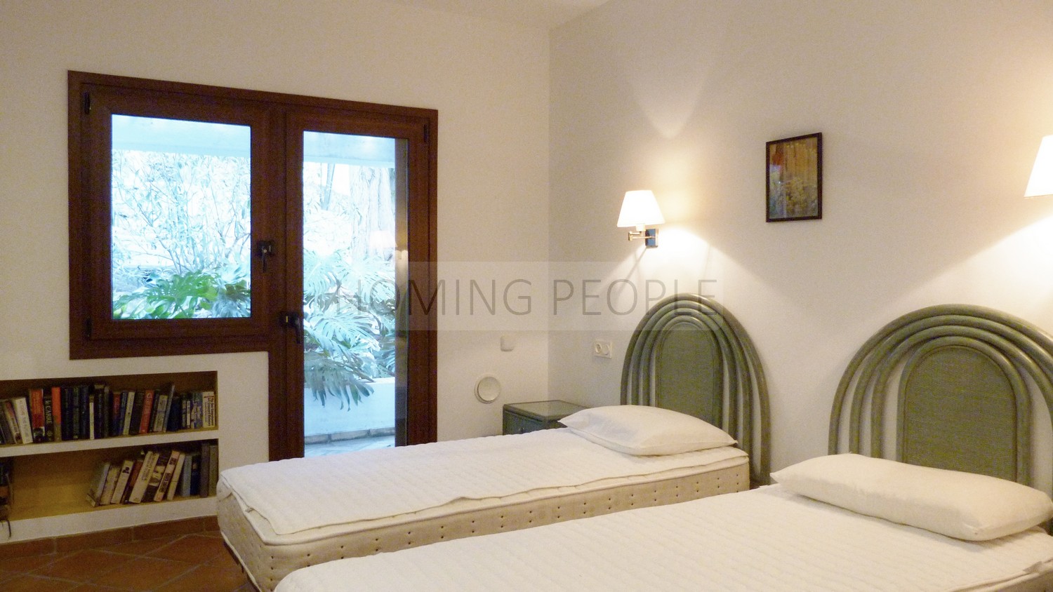 Villa espaciosa y jardines con mucho encanto