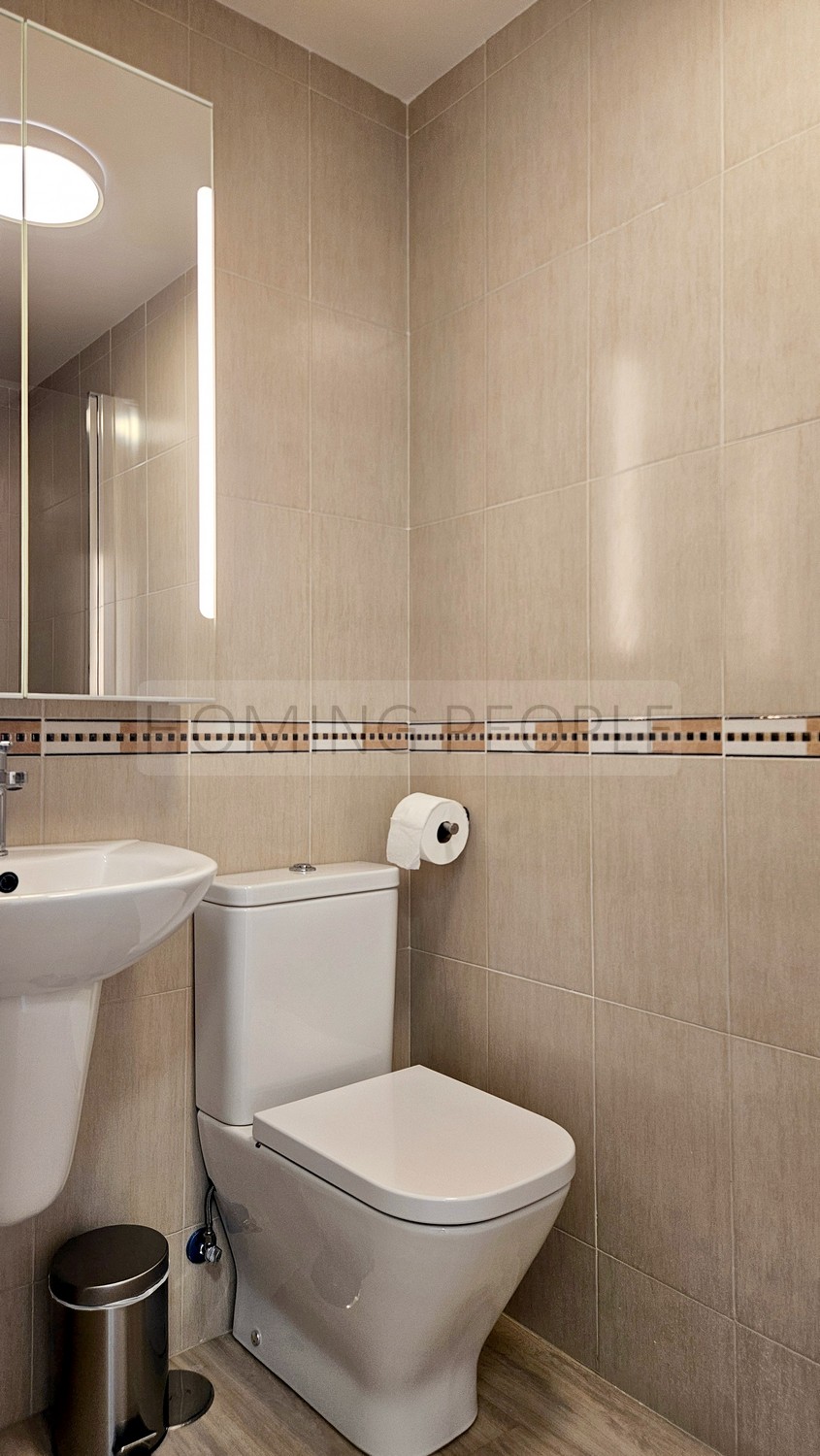 Piso céntrico muy bien equipado, con terraza y vistas