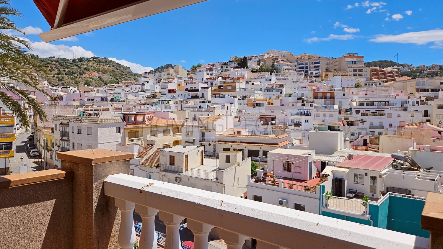 Piso céntrico muy bien equipado, con terraza y vistas