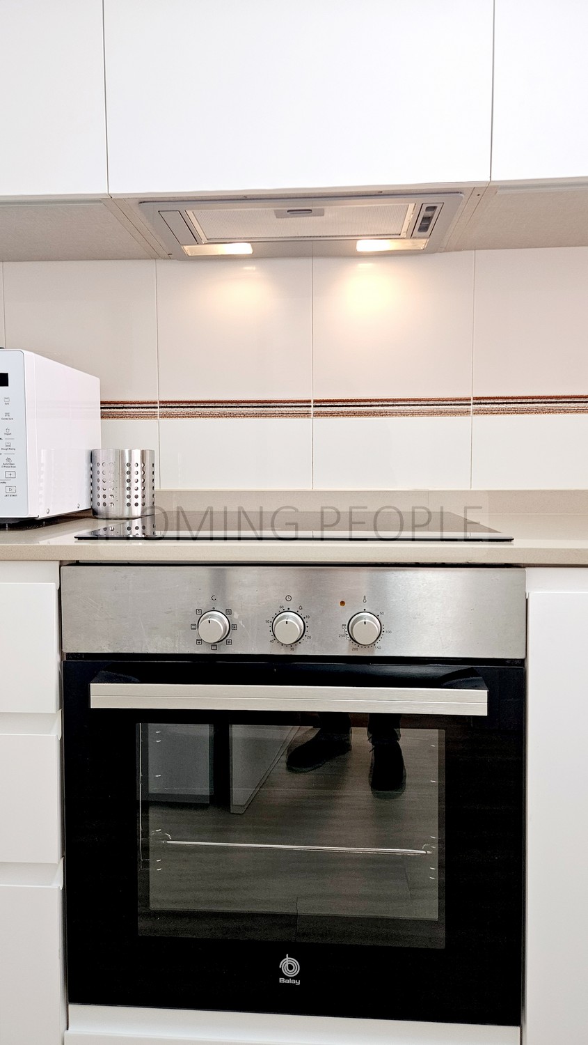 Piso céntrico muy bien equipado, con terraza y vistas