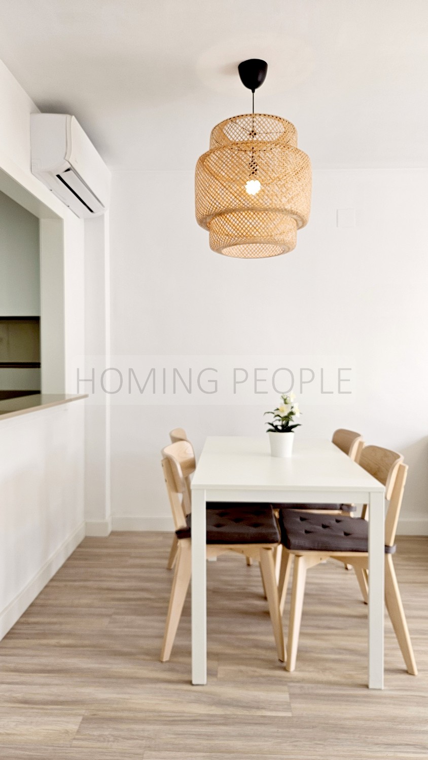 Piso céntrico muy bien equipado, con terraza y vistas