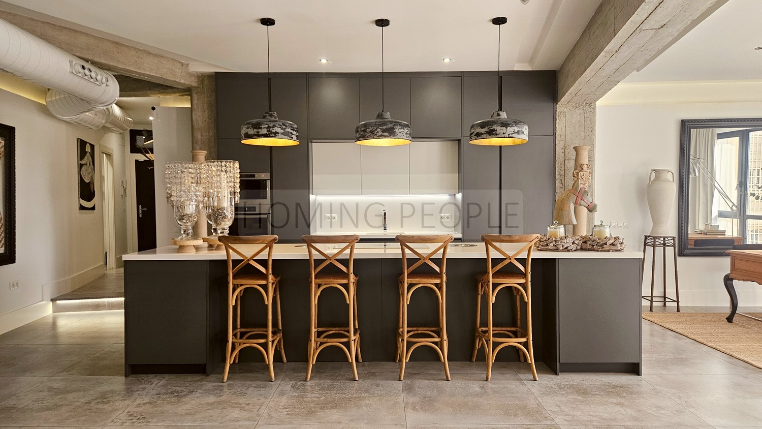 Vivir en un loft al más puro estilo neoyorquino con un toque barroco en zona súper céntrica de Málaga