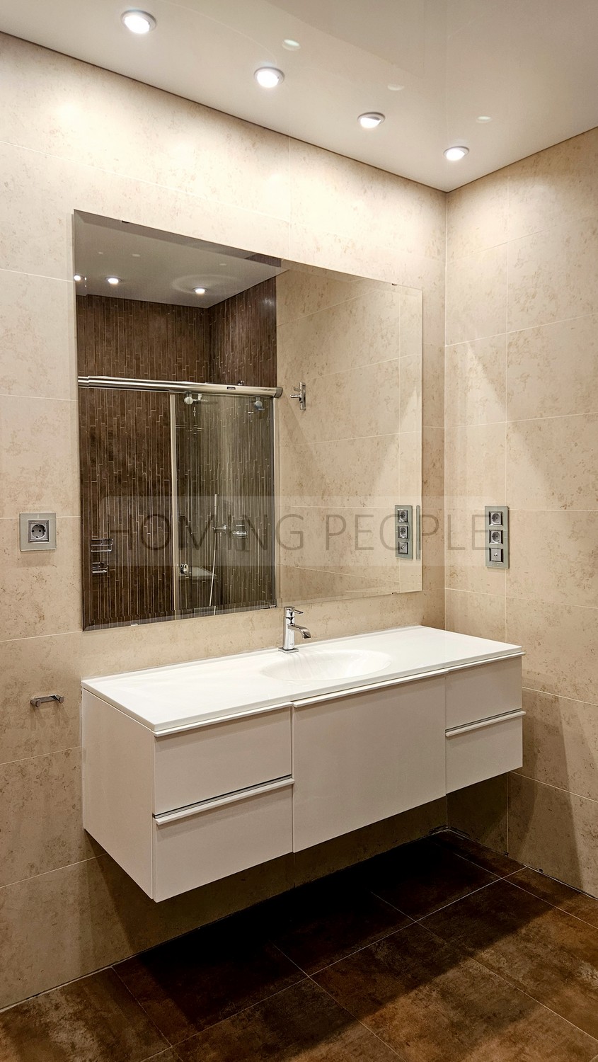 A luxury flat, very well-equipped and soundproofed, in the heart of the city