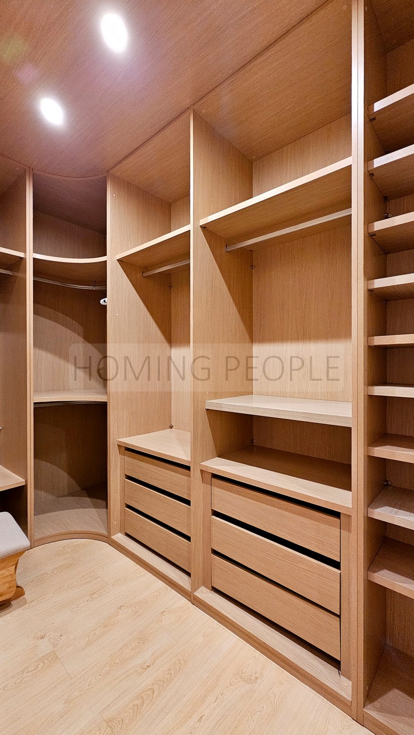 A luxury flat, very well-equipped and soundproofed, in the heart of the city