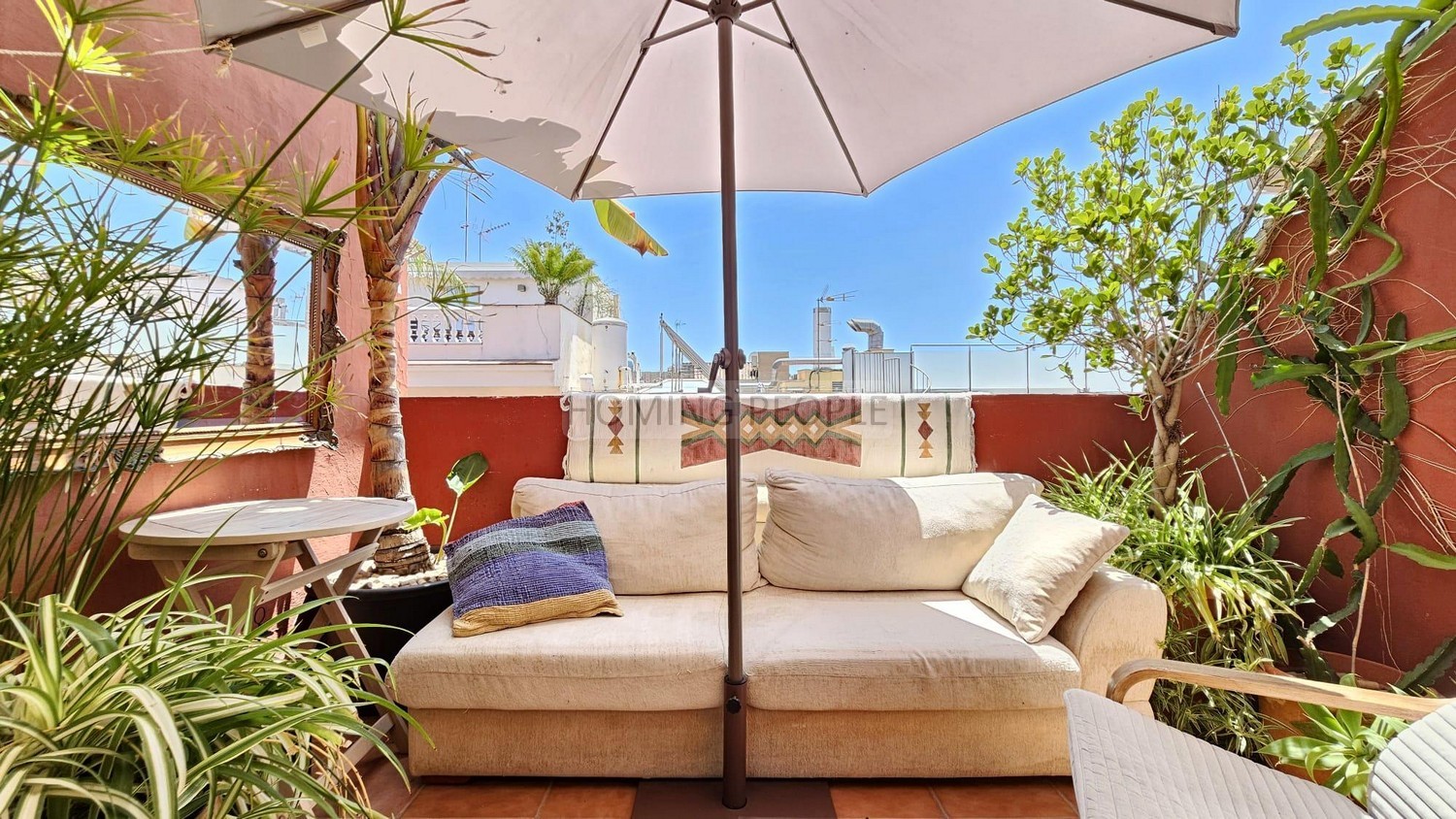 Ático con encanto y dos terracitas -ubicado en el corazón del Centro Histórico
