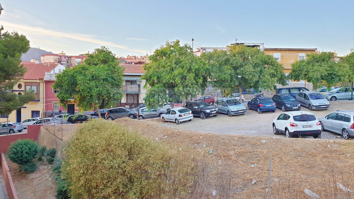 Apartamento luminoso, recién reformado y con facilidad de aparcamiento y facilidades de transporte