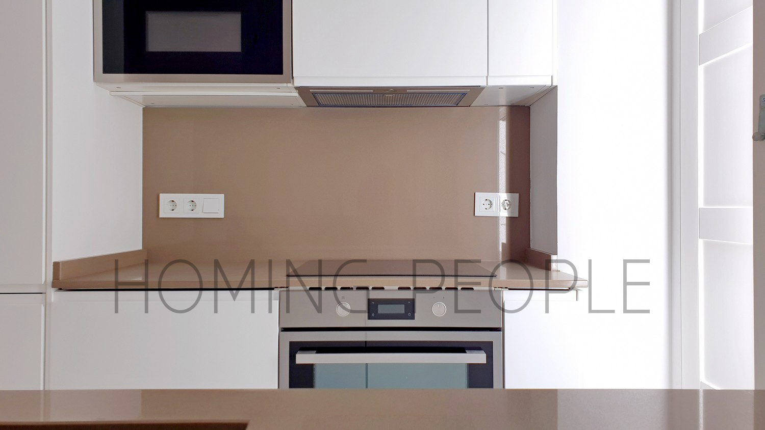 Appartement récemment rénové : Beaucoup de lumière dans ce charmant, petit immeuble du centre ville !