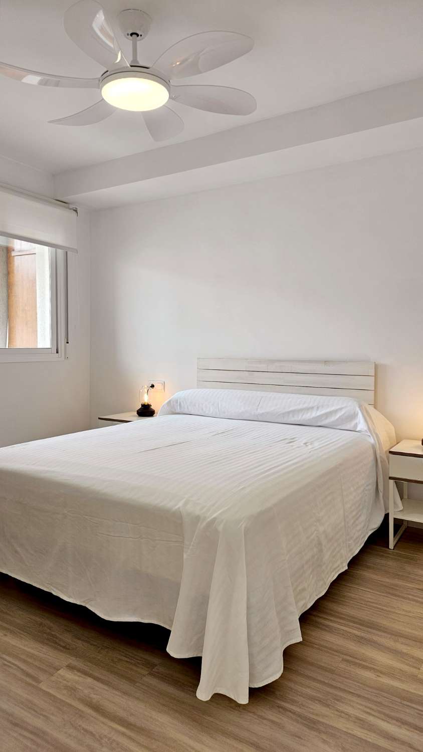 A well-appointed flat in the city centre... & a terrace with views to the sea and the old town!