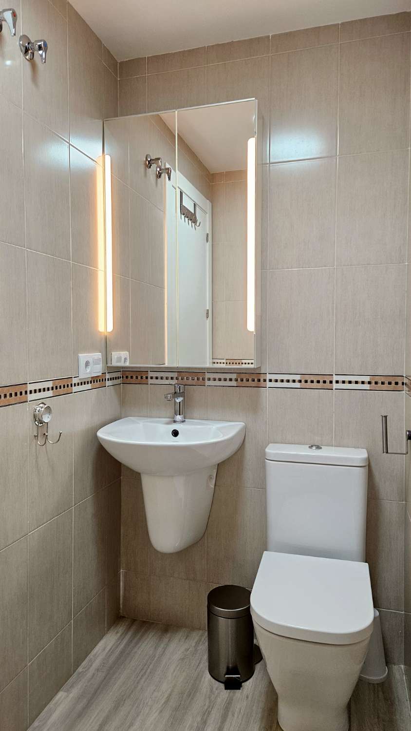 A well-appointed flat in the city centre... & a terrace with views to the sea and the old town!