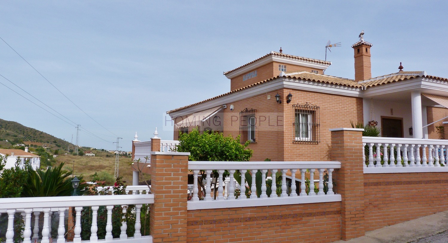 Quality villa, recently built as 3 independent apartments