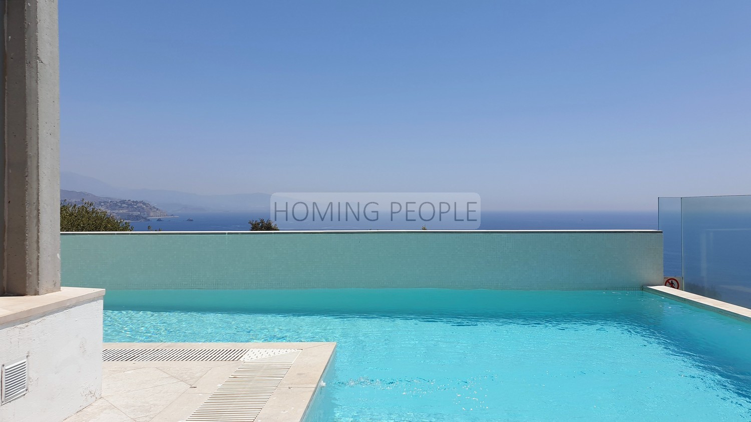 Beautiful and modern-design villa on a cliff overlooking the Mediterranean Sea